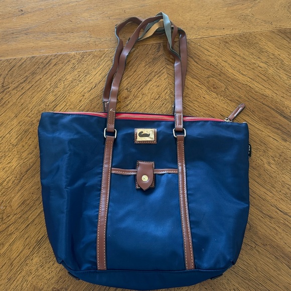 Dooney & Bourke Wayfaer Camden Nylon Zip Tote - Picture 2 of 8